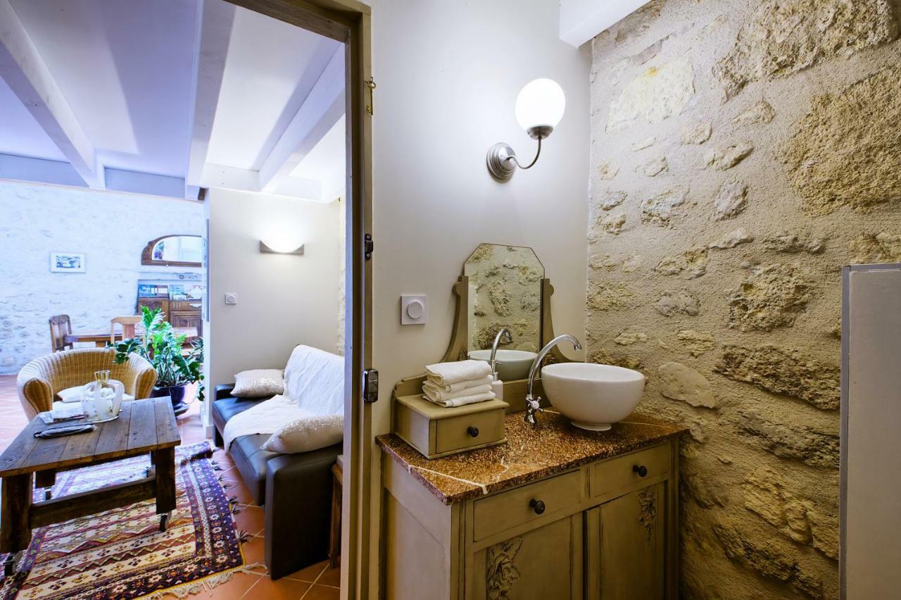 La Grange D'Oustaud Bed & Breakfast Vérac Eksteriør bilde